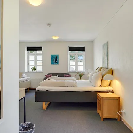 Skjoldbjerg Garnihotel 3*