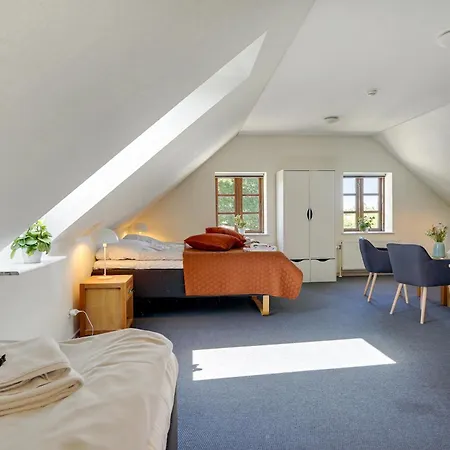 Skjoldbjerg Garnihotel